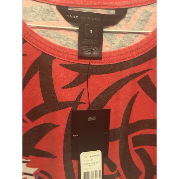 Marc by Marc Jacobs MBMJ Racing T-Shirt Allover Print NWT - Size S MSRP $128 - Picture 4 of 5